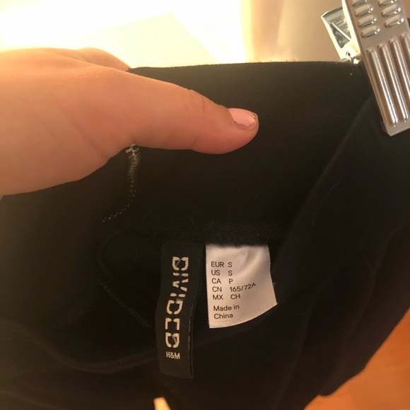 H&M Black Swing Skirt - Small - Picture 3 of 3